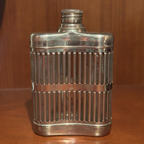 Caged Glass Flask Metal Chrome 1920's Prohibition Era Screw On Lid Vintage - Picture 2 of 4